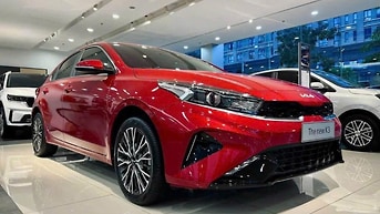 KIA K3 1.6 Luxury Đỏ vin 2025 mới zin chưa bóc tem SẴN XE