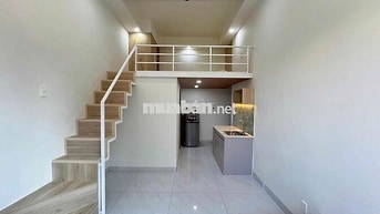 DUPLEX SÁNG SỦA RỘNG RÃI TẠI TRUNG TÂM Q10 CÓ CỬA SỔ THOÁNG. 📍Sư Vạn H
