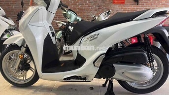 Honda SH300i 2018 màu Trắng