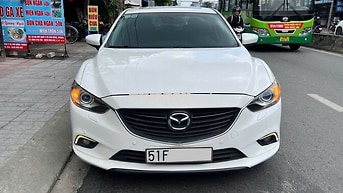 Mazda 6 model 2016 số tự động màu trắng