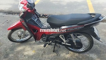Honda Wave Blade màu đỏ đen