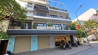 CHO THUÊ MẶT BẰNG KD- NGAY CHỢ -ĐƯỜNG VÕ THỊ NHỜ NGANG 8M .Q7