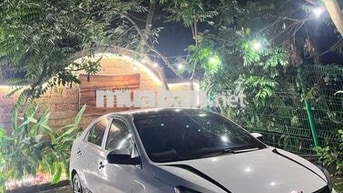 Kia Soluto 2022 Số sàn Trắng
