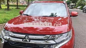 Bán 🚘 Outlander 2.0L  2019  Premium Đỏ