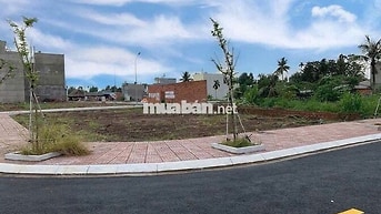 Đất nền mới ra sổ ngay cây xăng 26 cuối đường Đồng Khởi.