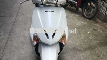 Honda Lead 2009 màu Trắng