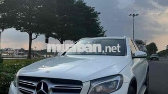 Mercedes-Benz GLC 250 2017 4Matic Trắng