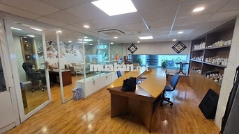 CHO THUÊ NHÀ MTKD – NGAY AEON TÂN PHÚ- DT 8X20M 5 LẦU TRỐNG SUỐT
