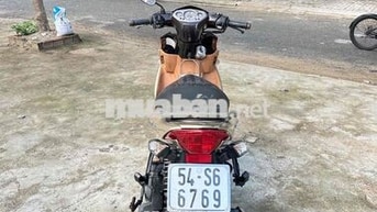 YAMAHA NOVO LX VÀNG ĐEN