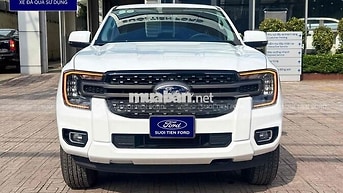 Ford Ranger 2025 XLS 4x2 trắng 26.000km