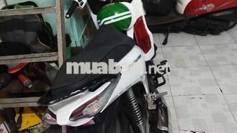 Honda Future FI màu Trắng đỏ