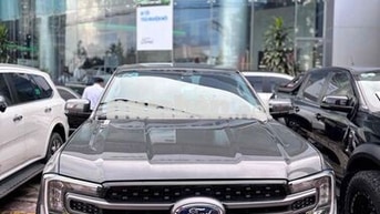 Ford Ranger XLS 2025 2.0L 4x2 AT 42000 km Xám