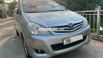 Toyota Innova 2009 G chạy 10v zin