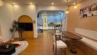 Cho thuê nhà 2 tầng Mới Kiệt Nguyễn Văn Linh gần sân bay Full nội thất