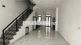 Cho thuê liền kề Sao Biển chỉ 7 triệu/tháng. 