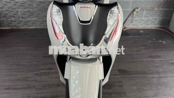 Honda SH 125i 2025 ABS Sporty 3000 km Xám