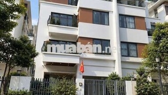 ( liền kề) kdt Romantic Park Nghĩa Đô 150mx5T 6PN oto tránh spa cafe