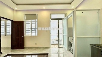 BAN CÔNG SẴN NỘI THẤT CƠ BẢN GẦN VHU | HIU CS2 | ĐẦM SEN