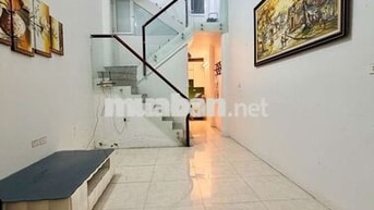 Thái Hà ngõ thông ôtô đỗ gần cổng nhà , 33m ,4 tầng , 4 ngủ , 