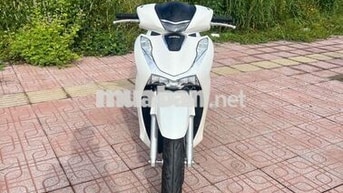Honda SH 160 2024 5.000 km bán trả góp
