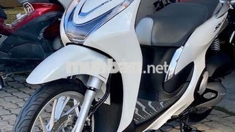 SH MODE CBS Đk 2025 Trắng Ngọc Trinh lướt 5.000Km