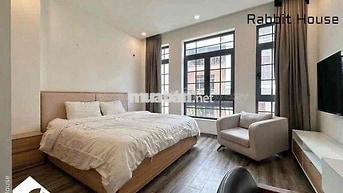 CĂN HỘ 1PN THANG MÁY HẦM XE GIẶT SẤY RIÊNG FULL NỘI THẤT CAO CẤP