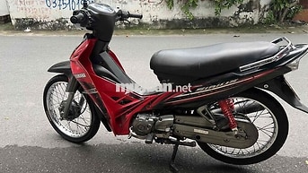 Yamaha Sirius màu đỏ đen