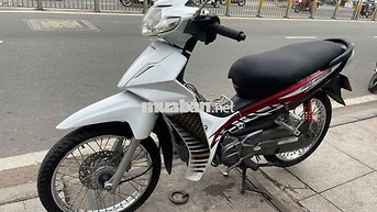 Honda Blade 2017 trắng đen 90%