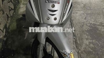 Honda Wave màu bạc