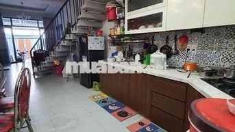 NHÀ TX21( SÂN XE HƠI )NGAY CHỢ MINH PHÁT 4PN 5WWC