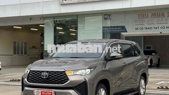 Toyota Innova Cross 2025 Bản 2.0V Xăng Cao Cấp