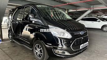 Ford Tourneo 2019 Titanium 7 chổ MPV, vay NH 75%
