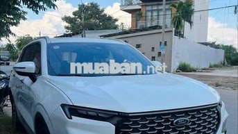 Ford Territory 2023 bản X 9.000 km trắng