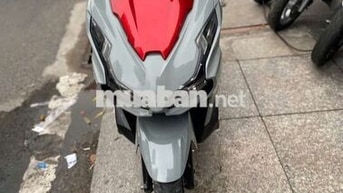 Honda Air Blade 160 2023 xám đỏ mới 90%