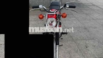 Honda SS50 màu đỏ cũ