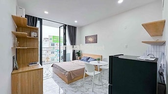Căn Hộ Studio Xinh Xắn Có Ban Công Thoáng Trung Tâm Quận 10, Q1-Q3