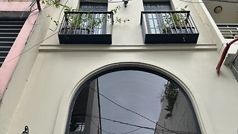 Tôi cần bán nhà đường Trần Hưng Đạo Q1 6 tầng có hđt 80 triệu/tháng