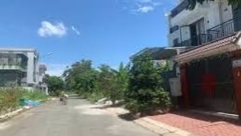 Nhà phố liền kề diện tích 180m2 không gian sống rộng mở tại KDC 13E