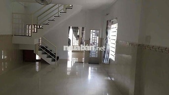 Nhà 65m2 1lầu 3pn 2wc HBC đối diện Gigamall