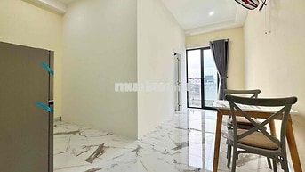 CĂN HỘ 1 PHÒNG NGỦ - BAN CÔNG - FULL NỘI THẤT - NGAY ETOWN CỘNG HOÀ