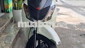 HONDA SH150 MÀU TRẮNG
