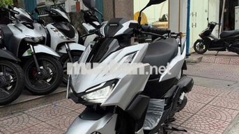 Honda VARIO 160 2023 Bạc Porsche BSTP Chính Chủ