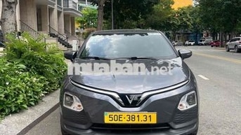 VinFast VF5 2025 sạc không giới hạn