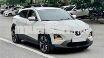VinFast VF6 Plus 2025 Trắng 30.000 km