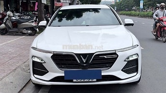 VINFAST LUX A PREMIUM 21 - MÀU TRẮNG SIÊU HOT