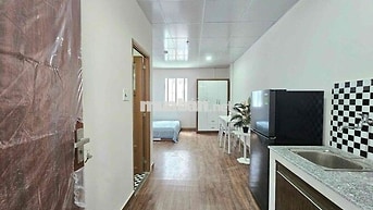Studio siêu thoáng rộng full nội thất mặt tiền đường Nguyễn Thị Thập
