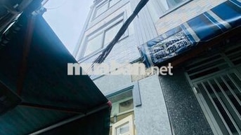 Chính chủ bán nhà 2 lầu sân thương cách Huỳnh tấn phát 10m
