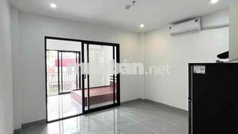 CĂN HỘ 1N1K BAN CÔNG DIỆN TÍCH LỚN THOÁNG NGAY CÔNG VIÊN HOÀ BÌNH