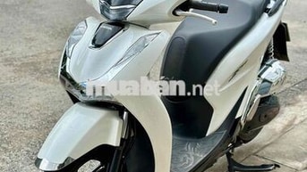 Honda SH 2025 7000 km màu Trắng