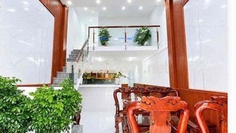 NHÀ ĐẸP 4*13M 2/NGẮN THỚI HOÀ 3PN HẺM XE HƠI LH ***